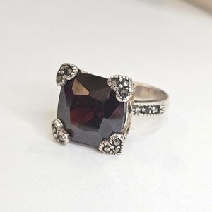 Sterling Silver Garnet Marcasite Heart Setting 925 Ring Size 5.5 US